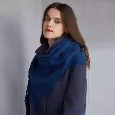 红豆 纯色简约时尚柔软舒适保暖 山羊绒 绒线围巾 男女同款情侣款