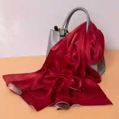 红豆 顺滑亲肤缎面 桑蚕丝 丝巾 女款