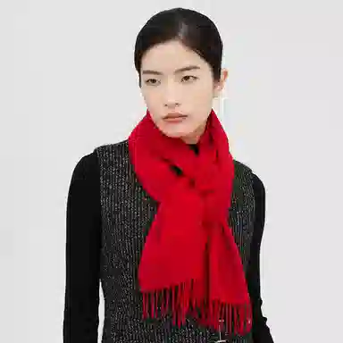 红豆 简约轻盈时尚百搭优雅 山羊绒 绒线围巾 男女同款情侣款