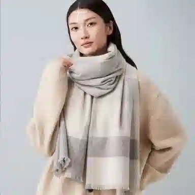 红豆 品牌格子条纹保暖透气百搭简约 羊绒 围巾 男女同款情侣款