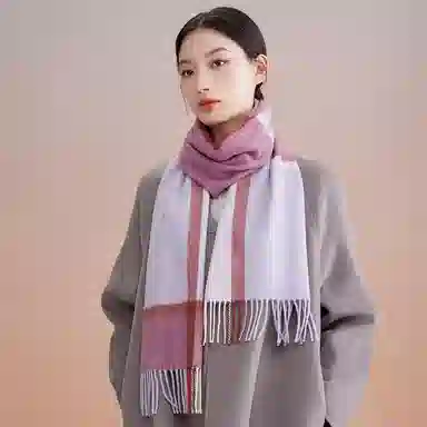 红豆 大气格纹时尚百搭舒适保暖 羊绒 绒线围巾 男女同款情侣款