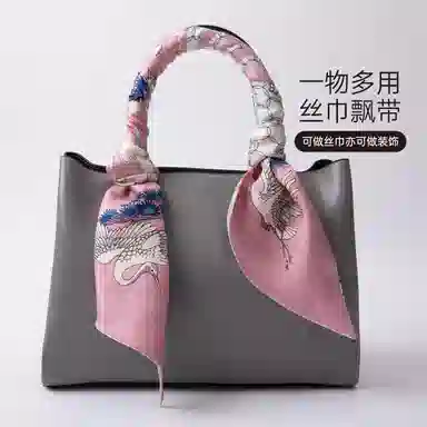 红豆 时尚绑包轻盈柔软经典设计简约大方 桑蚕丝 丝巾 女款