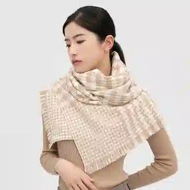 红豆 经典百搭舒适时尚保暖格子 羊毛 绒线围巾 男女同款情侣款