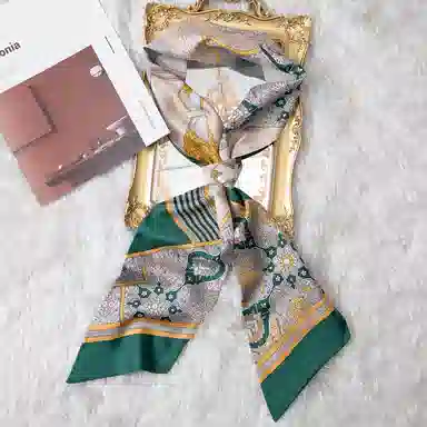 红豆 时尚绑包轻盈柔软经典设计简约大方 桑蚕丝 丝巾 女款