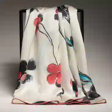 红豆 时尚轻盈柔软 经典设计 简约大方 桑蚕丝 丝巾 女款