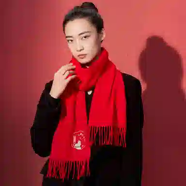 红豆 柔软经典轻盈保暖百搭 羊毛 绒线围巾 男女同款情侣款