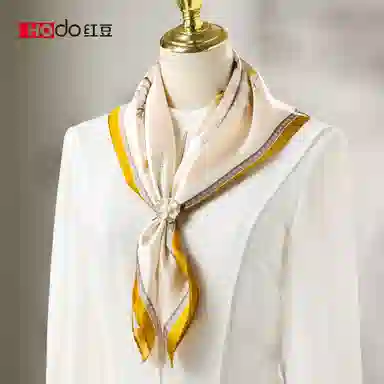 红豆 真丝时尚小方巾 经典设计简约大方 桑蚕丝 丝巾 女款