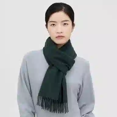 红豆 简约轻盈时尚百搭优雅 山羊绒 绒线围巾 男女同款情侣款