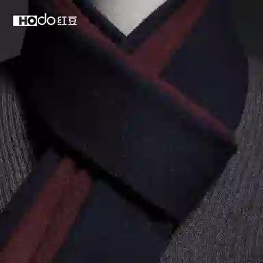 100