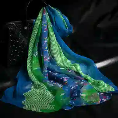 红豆 时尚印花拼接 桑蚕丝 丝巾 女款