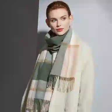 红豆 品牌格子条纹百搭保暖女款 羊毛 绒线围巾 男女同款情侣款