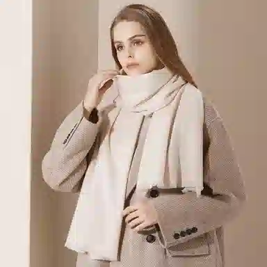 红豆 梭织粗纺水纹斜纹纯色米色简约百搭保暖 山羊绒 绒线围巾 男女同款情侣款