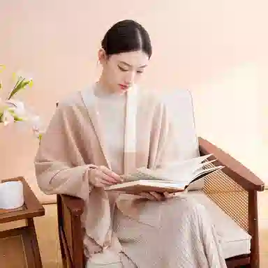 红豆 格子条纹保暖百搭 山羊绒 绒线围巾 男女同款情侣款