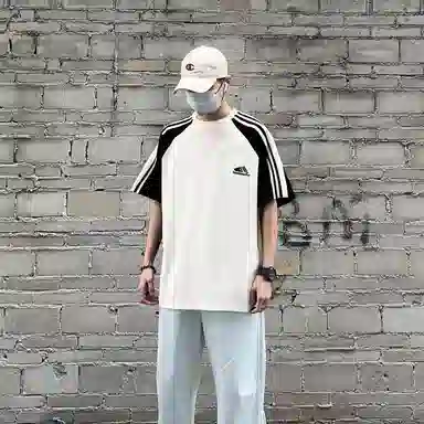 KADAKADA SUITE 260gLogoT