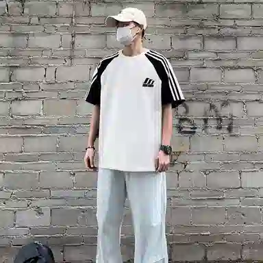 KADAKADA SUITE 260gLogoT