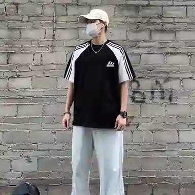 KADAKADA SUITE 260gLogoT