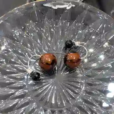 澜耀 气质咖色珠珠 时尚百搭复古小众简约精致耳饰 合金 耳环 女款