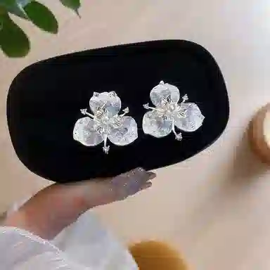Lanyao Crystal Blossom Earrings