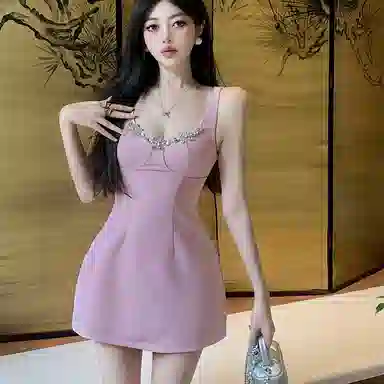 小菊川栗 时尚舒适百搭吊带连衣裙 女款