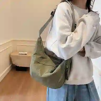 雅鹿 日系纯色时尚上课通勤简约百搭运动 布 单肩斜挎包 男女同款情侣款 多色