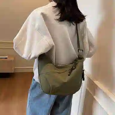 雅鹿 日系纯色时尚上课通勤简约百搭运动 布 单肩斜挎包 男女同款情侣款 多色