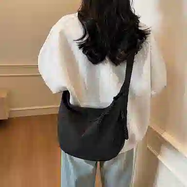 雅鹿 日系纯色时尚上课通勤简约百搭运动 布 单肩斜挎包 男女同款情侣款 多色