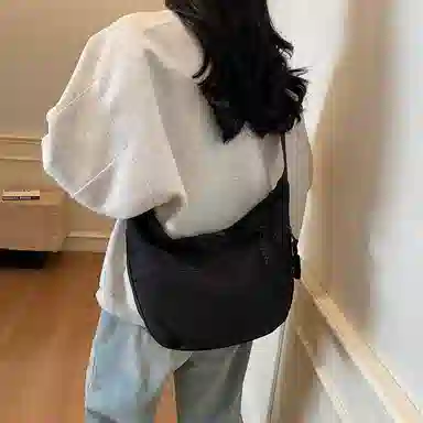 雅鹿 日系纯色时尚上课通勤简约百搭运动 布 单肩斜挎包 男女同款情侣款 多色