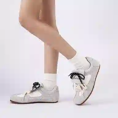 DAPHNE