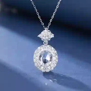 925