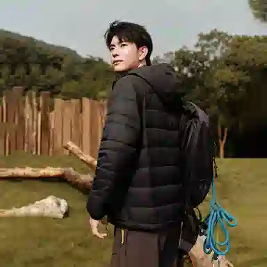 鸭鸭 户外运动连帽纯色羽绒服 男女同款