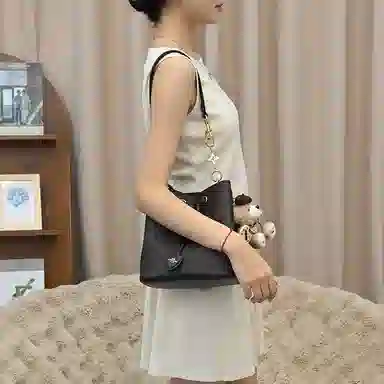 ROSEDAWN COACHRowan2122