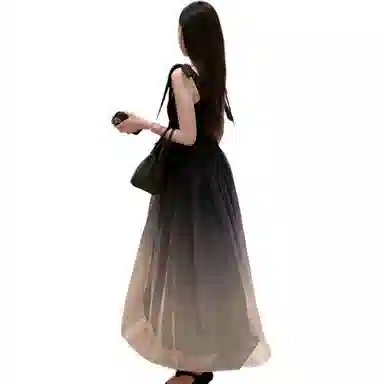 哒头下雨不愁 高级感收腰显瘦褶皱系带长裙无袖连衣裙 女款