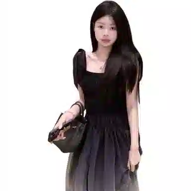 哒头下雨不愁 高级感收腰显瘦褶皱系带长裙无袖连衣裙 女款