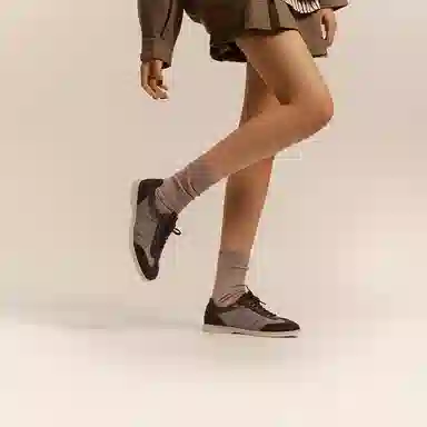 MARLINGEVANS x THOM WILLS