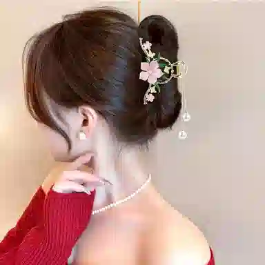 彤彤兔 粉色花朵流苏古风发饰时尚鲨鱼夹高级感小半扎发后脑勺 锌合金 发夹 女款