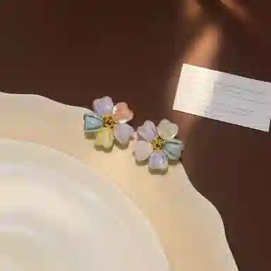 彤彤兔 森系小清新彩色花朵耳环女时尚气质五彩花瓣耳饰品 树脂 耳钉 女款