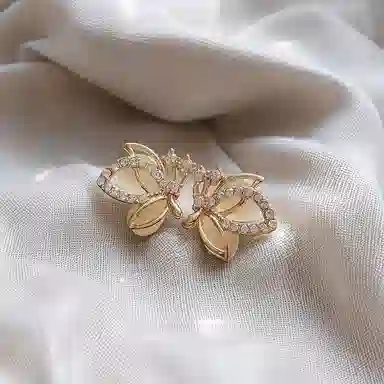 彤彤兔 百搭时尚高级感轻奢蝴蝶耳环潮小众气质耳饰#好运 合金树脂 耳钉 女款