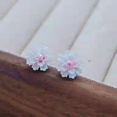 彤彤兔 百搭韩版山茶花耳环气质小巧甜美精致花朵耳饰 树脂 耳钉 女款