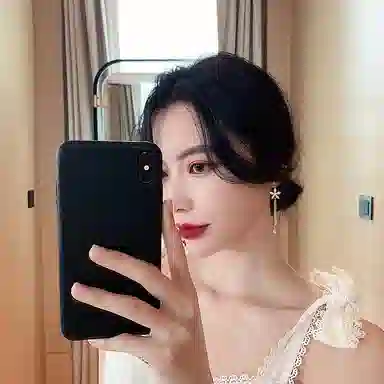 彤彤兔 韩系小雏菊耳坠女小众设计感潮流气质花朵流苏耳饰品 合金 耳环 女款