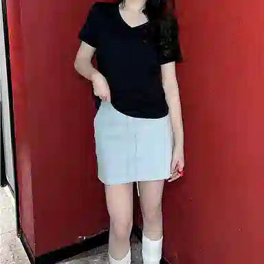 V T