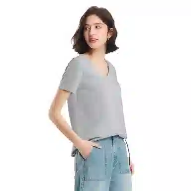 V T
