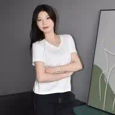 V T