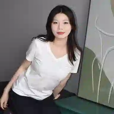 V T
