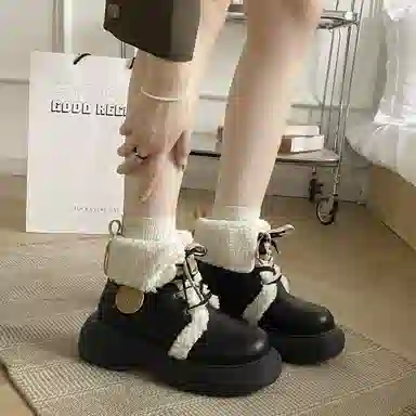 超纤皮 保暖耐磨减震增高防滑 时尚加绒厚底甜美可爱又百搭 短筒 雪地靴 女款