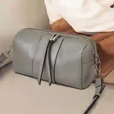 老人头 时尚百搭日常通勤上班小众设计高级质感斜挎包 牛皮革 单肩包 女款 黑色/米白色/灰色