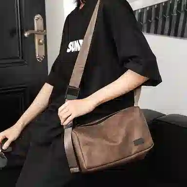 Oldman Head Boston Pillow Bag