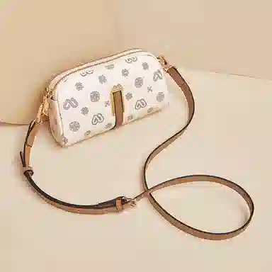 老人头 时尚高级感休闲百搭通勤 合成革 斜挎包 常规 女款 啡色