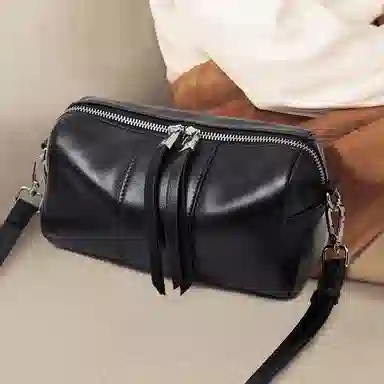 老人头 时尚百搭日常通勤上班小众设计高级质感斜挎包 牛皮革 单肩包 女款 黑色/米白色/灰色