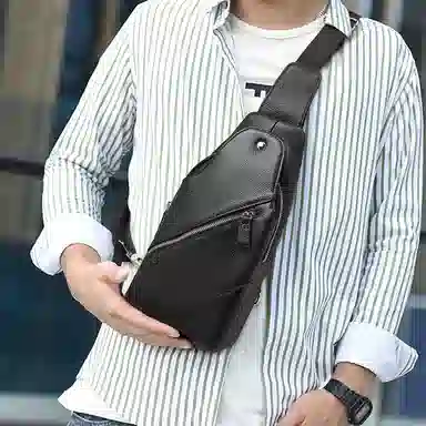 老人头 商务通勤休闲简约时尚斜挎包 头层牛皮 胸包 常规 男款 黑色