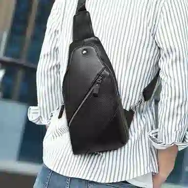 老人头 商务通勤休闲简约时尚斜挎包 头层牛皮 胸包 常规 男款 黑色